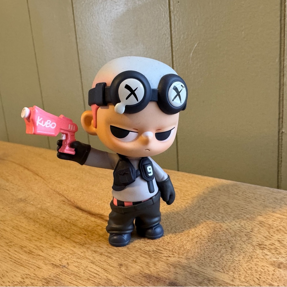 AUTHENTIC POP MART KUBO Select Your Character Series Figure - KUBO OL